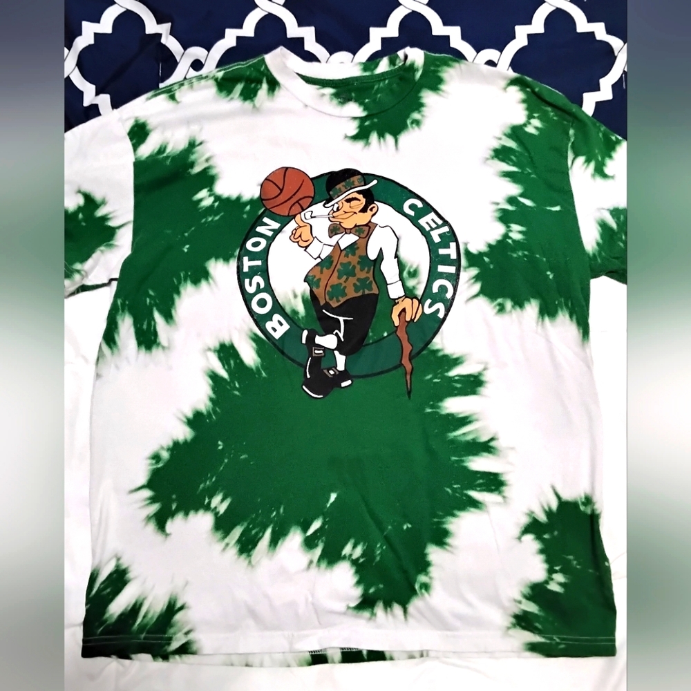 Boston Celtics Hollister size XL